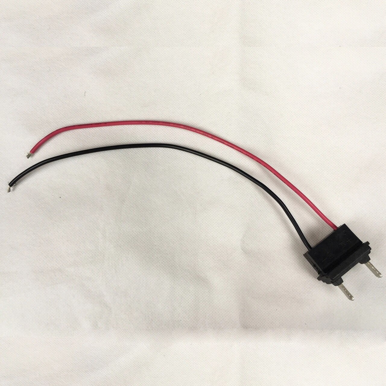 Battery Bottom Plug - Male Connector for Silverfish Battery