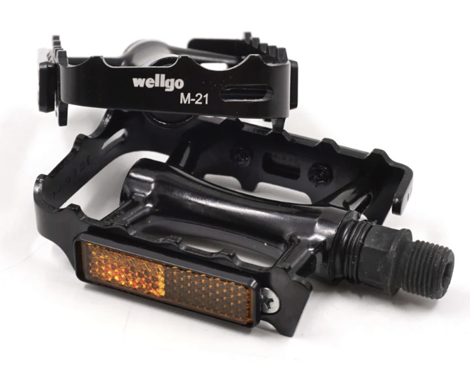 metal bike pedals Wellgo Metal Bike Pedal